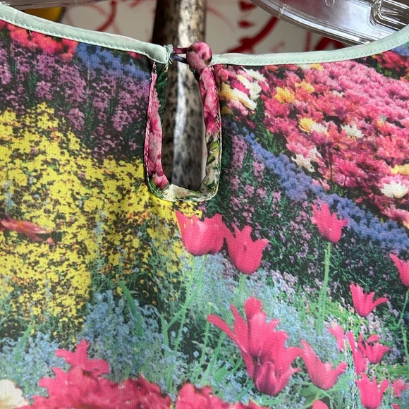 Yumi Multicolor Floral Mini Dress 6/8 - Picture 10 of 16